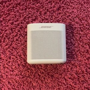 🔆WHITE BOSE SPEAKER🔆